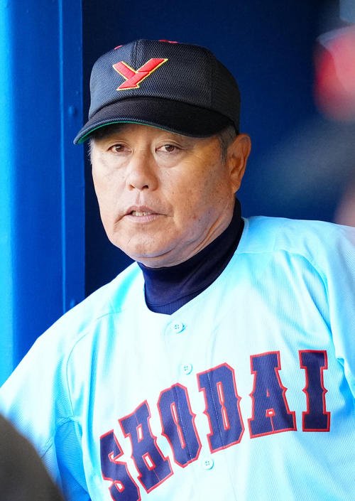 今秋で勇退する横浜商大･井樋監督(2024年11月撮影)