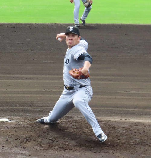 先発し力投する田中将(撮影･水谷京裕)
