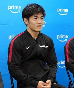 IBF世界フェザー級挑戦者決定戦に臨む意気込みを語る中野幹士(撮影･小島史椰)