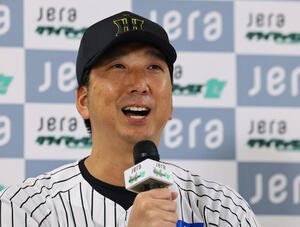 ｢2025 JERAクライマックスシリーズセ｣の開催を前に、記者会見する藤川監督(撮影･藤尾明華)