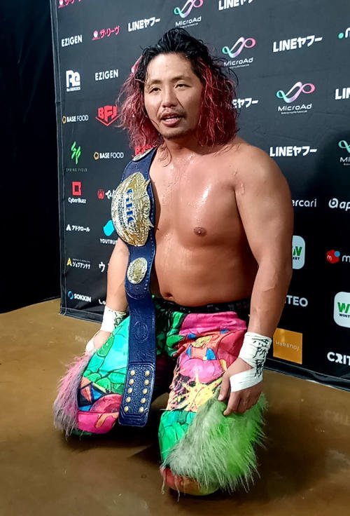 GHCジュニアV2を達成し、バックステージでは小田嶋大樹を称賛した高橋ヒロム
