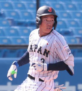 大学代表として試合出場した創価大･立石正広＝2025年7月4日