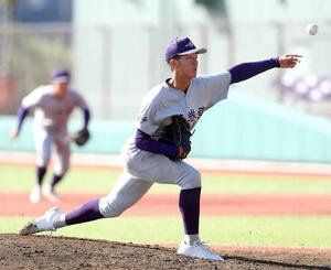 花巻東対八戸工大一　先発した花巻東･萬谷(撮影･木村有優)