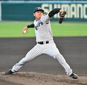 シート打撃で投球する工藤(撮影･石井愛子)