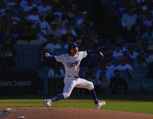 ドジャース対ブルワーズ　ドジャース先発のグラスノー(撮影･菅敏)