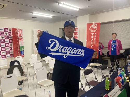 中日から3位指名を受けた四国IL徳島･篠崎国忠(2025年10月23日撮影)