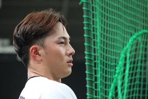 フェニックス･リーグで日焼けした西武長谷川