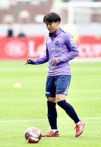 前日練習に臨む広島中村(撮影･河田真司)