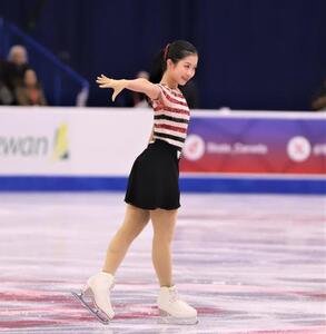 GPシリーズ第3戦スケートカナダ　女子SPで演技を披露する中井(撮影･藤塚大輔)