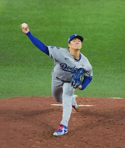 ブルージェイズ対ドジャース　ドジャース先発の山本(撮影･菅敏)