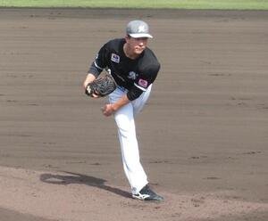 紅白戦で先発登板した吉川(撮影･星夏穂)