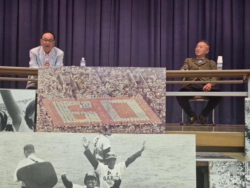 PL学園の創立70周年イベントで、トークイベントに参加した木戸克彦氏(左)と西田真二氏(撮影･寺尾博和)