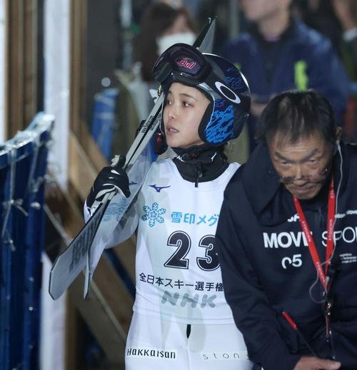 4位に入り引き揚げる高梨(撮影･黒川智章)