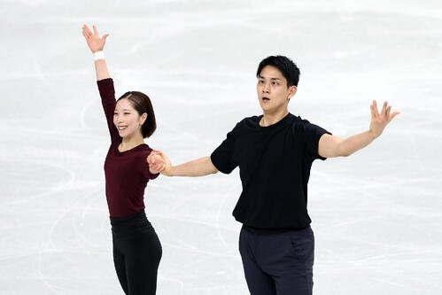 練習で笑顔を見せる三浦(左)、木原組(撮影･前田充)