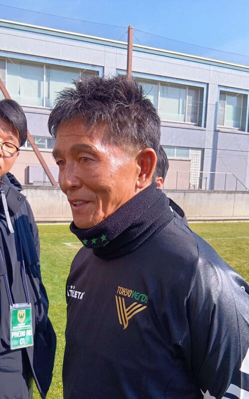 東京V城福浩監督は新シーズンへの意欲を語る