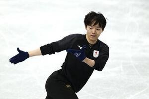 公式練習で調整する鍵山(2026年2月5日)