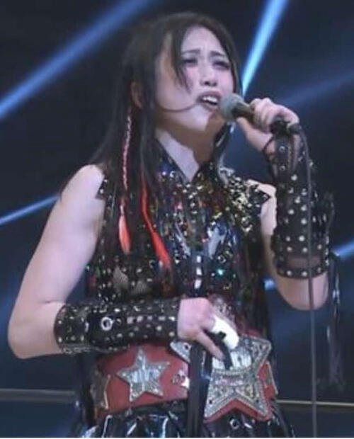 スターライト･キッドを下してV9を達成した上谷沙弥(スターダムワールド公式Xから)