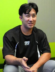 カナダでの高校野球を振り返る日本ハムの山口アタル外野手＝2025年11月