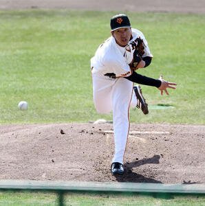 ライブBPに登板し、力投する巨人大勢(撮影･浅見桂子)