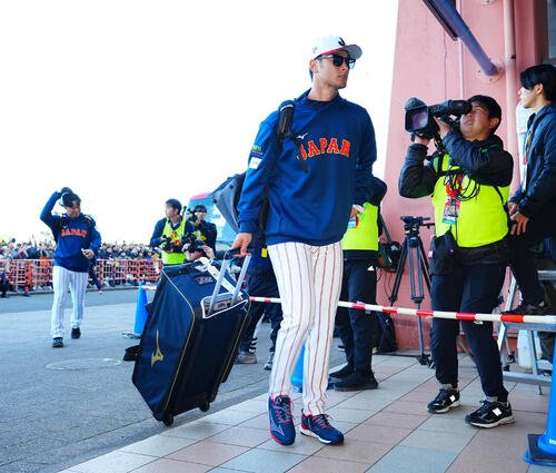 サンマリンスタジアムに入るダルビッシュ(撮影･垰建太)
