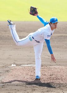 日本ハム紅白戦の白組3番手で登板した柴田(撮影･江口和貴)