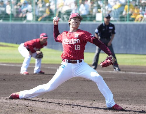 練習試合　阪神対楽天　1回裏、登板する楽天先発の荘司(撮影･森本幸一)