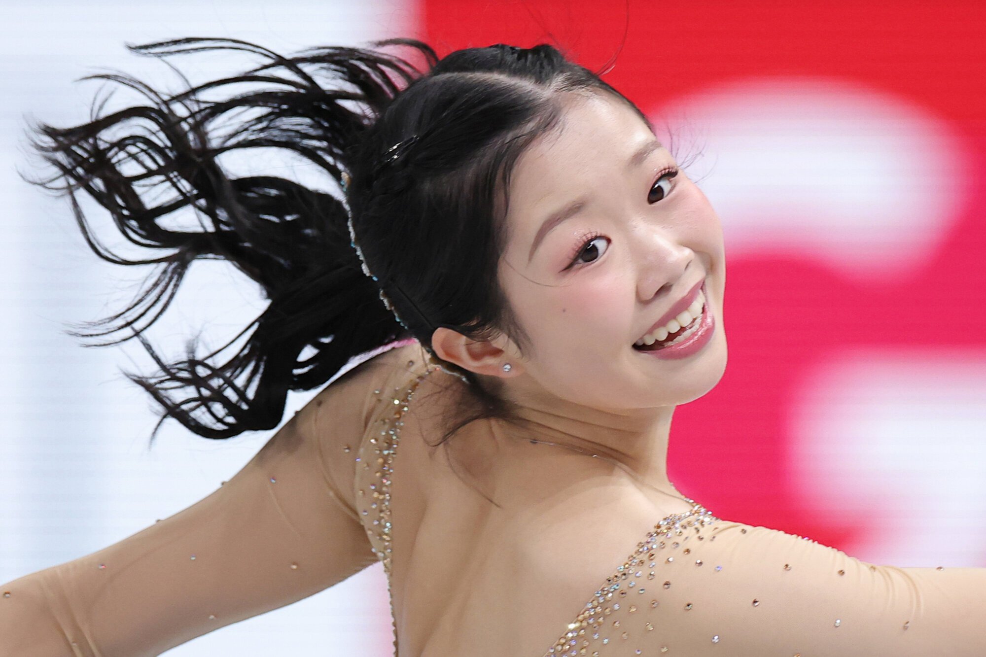 昨年12月のGPファイナルで演技する中井亜美