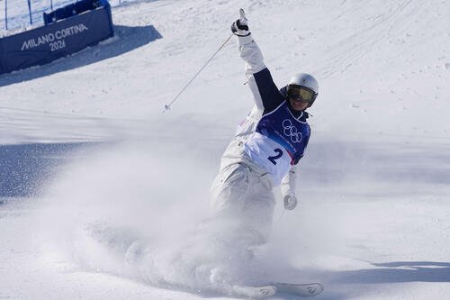 男子デュアルモーグル　決勝進出を喜ぶ堀島行真(AP)