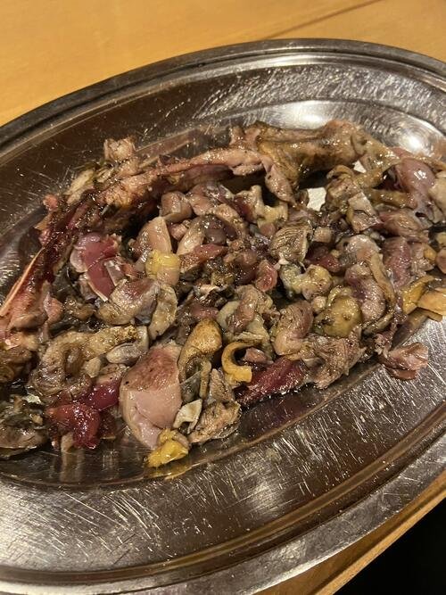 宮崎名物の｢地鶏｣(撮影･小早川宗一郎)