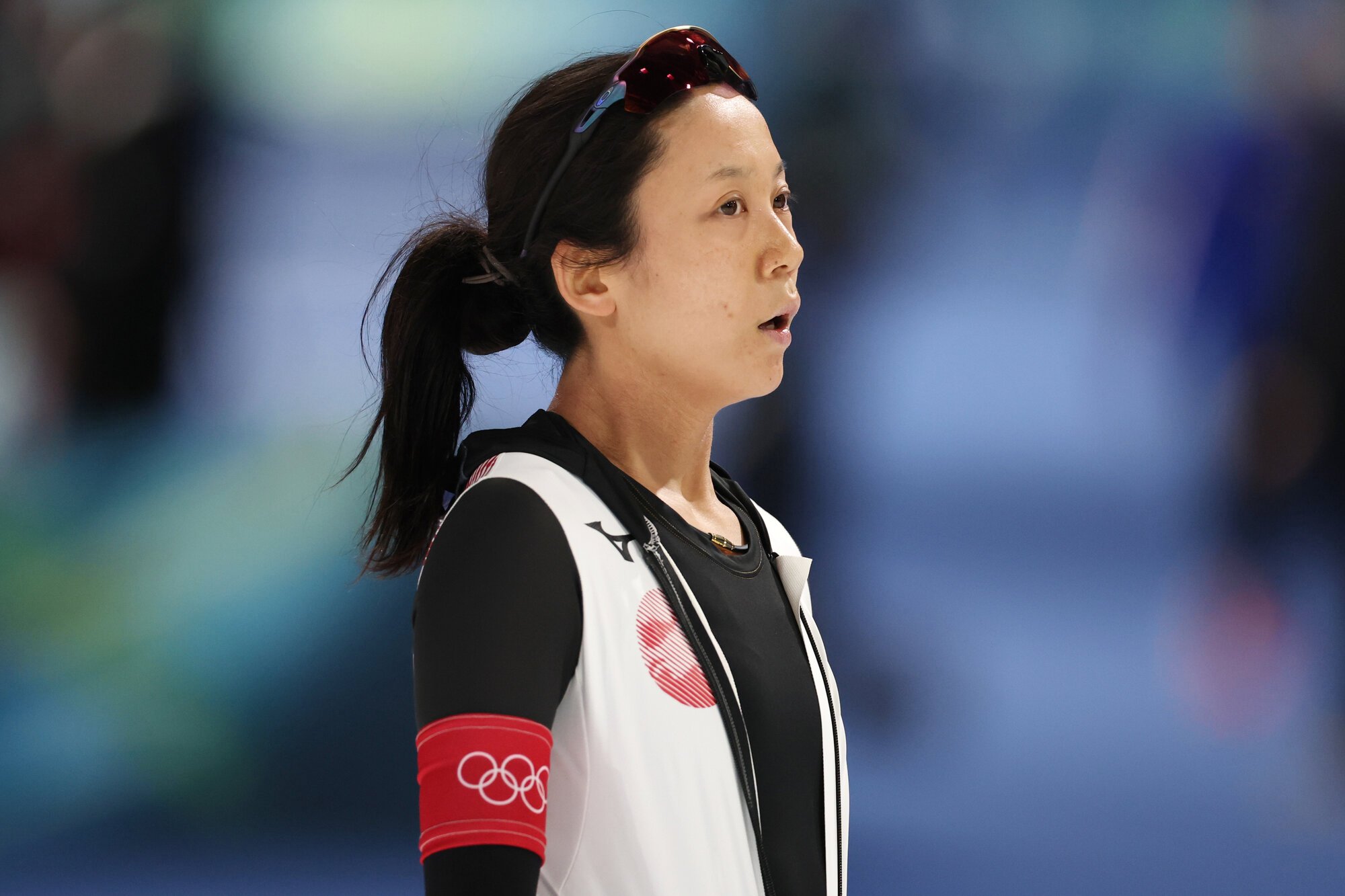 スピードスケート女子1500メートルで6位に終わり、厳しい表情を見せる高木美帆=関田航撮影