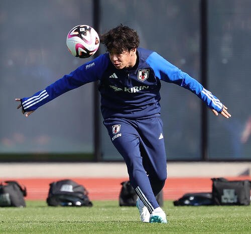 伊藤涼太郎(2023年12月撮影)