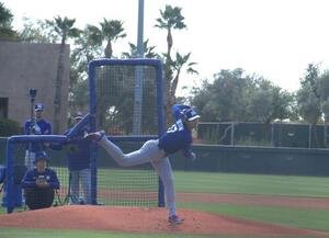 実戦想定の投球練習を行った大谷(撮影･斎藤庸裕)