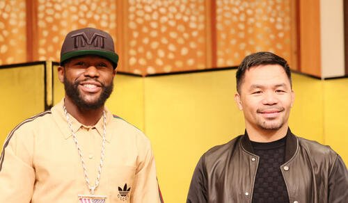 メイウェザー(左)とパッキャオ(2022年9月撮影)