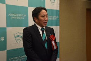 取材に応じた青学大の原監督(撮影･泉光太郎)