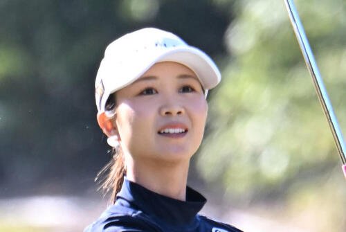 金沢志奈(2025年11月撮影)