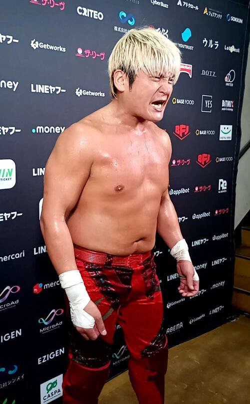 Inamuraに向かって吠えた拳王