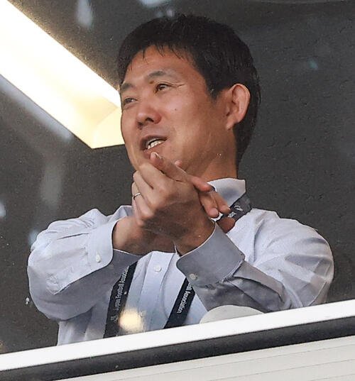 川崎対水戸　観戦に訪れた日本代表森保監督(撮影･野上伸悟)
