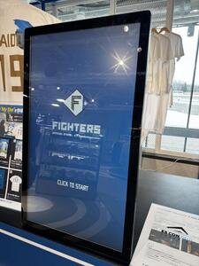 オリジナルのファイターズTシャツが作れる新サービス｢FIGHTERS　My　Tee｣がFLAGSHIP　STORE　2Fに登場！この画面でデザインを選択