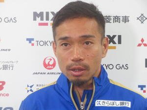 ワールドカップ(W杯)北中米大会開幕100日前を迎え、取材に応じるFC東京DF長友佑都(撮影･佐藤成)