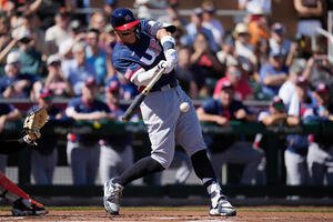 ジャイアンツとの強化試合で先制打を放った米国代表のアーロン･ジャッジ(AP)