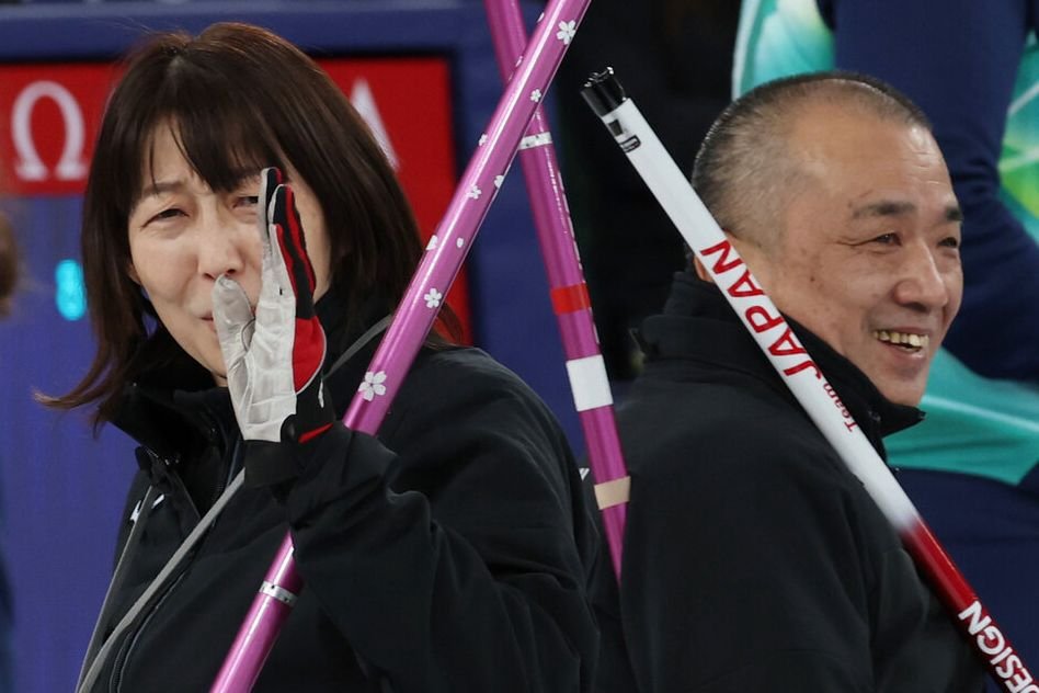 車いすカーリング、日本は黒星発進　ベテランペア支える23歳コーチ