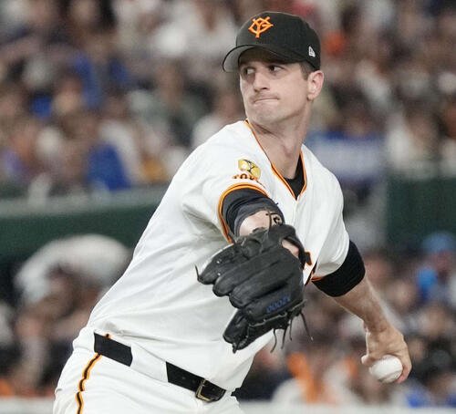 巨人グリフィン(2025年撮影)