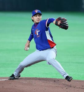 オーストラリア対台湾　先発し力投する台湾徐若熙(撮影･鈴木正人)　