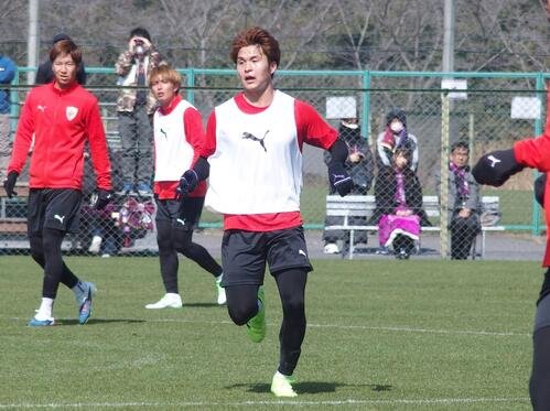 練習でボールを追う京都MF尹星俊(撮影･永田淳)