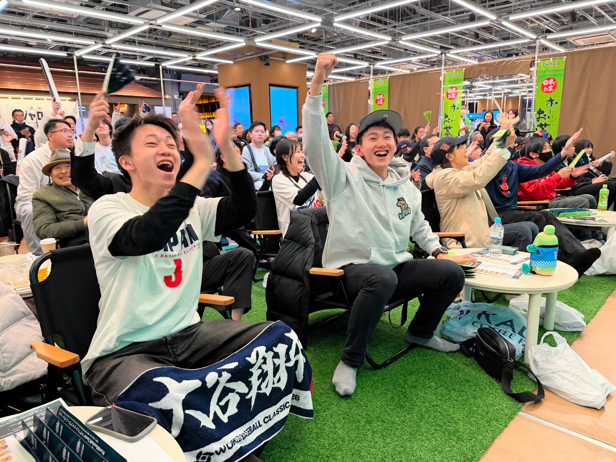 ネトフリ独占配信、現れた｢WBC警察｣　放映諦め、肩落とす居酒屋