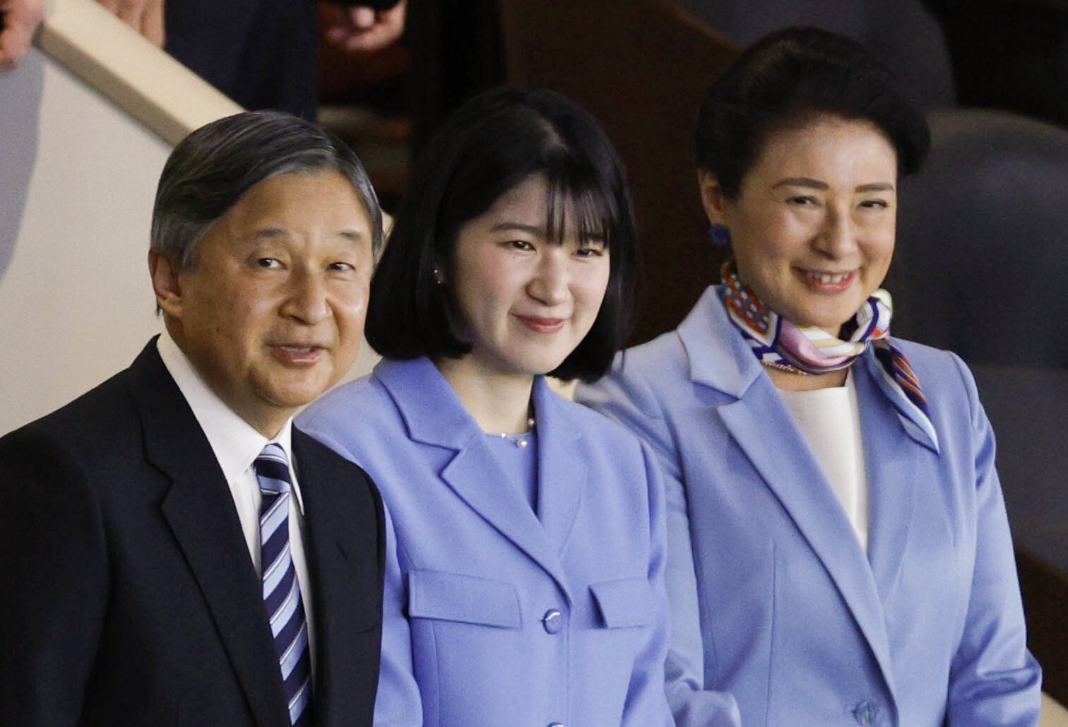 WBCの観戦に臨む天皇、皇后両陛下と愛子さま=2026年3月8日午後6時34分、東京都文京区の東京ドーム、代表撮影