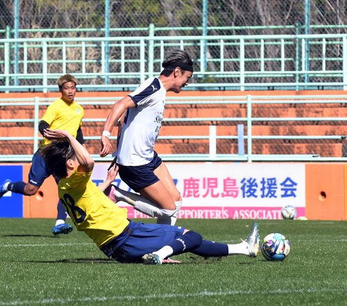 得点後も積極的にゴールを目指す清水高橋利