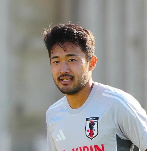 菅原由勢(2025年9月撮影)