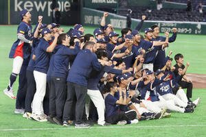 オーストラリア対韓国　準々決勝進出を決め歓喜する韓国の選手たち(撮影･宮地輝)