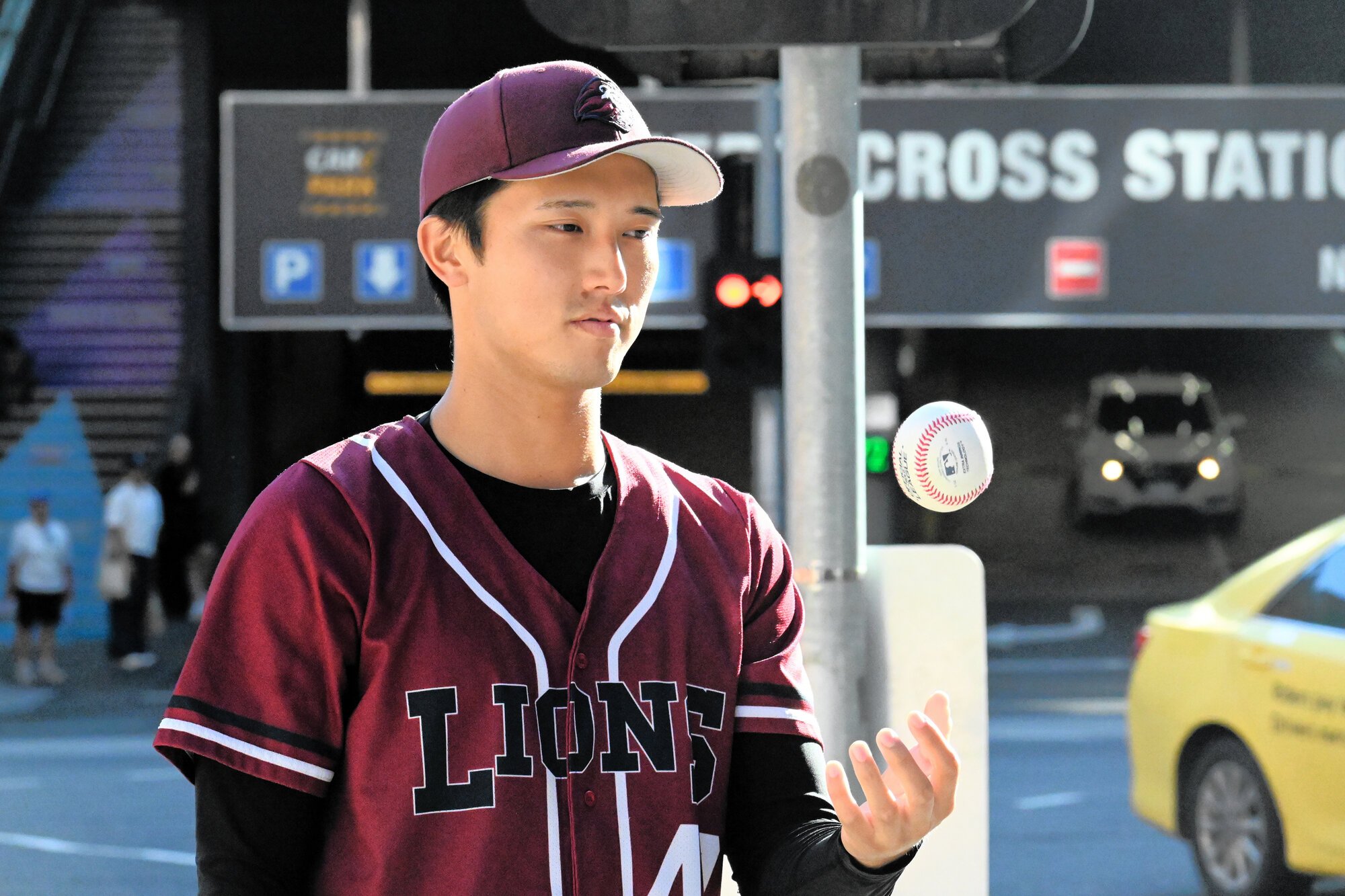 オーストラリアでプロ選手になることを目標に野球に打ち込む森本将太郎さん。投手と外野手の両方をこなす=2026年3月6日、メルボルン、河野光汰撮影